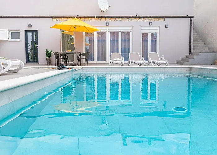 Haus Quadro By Interhome Ferienhaus Rabac